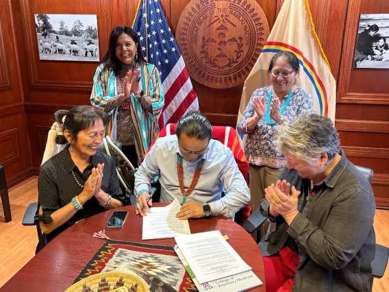 Navajo President Signs Agreement
