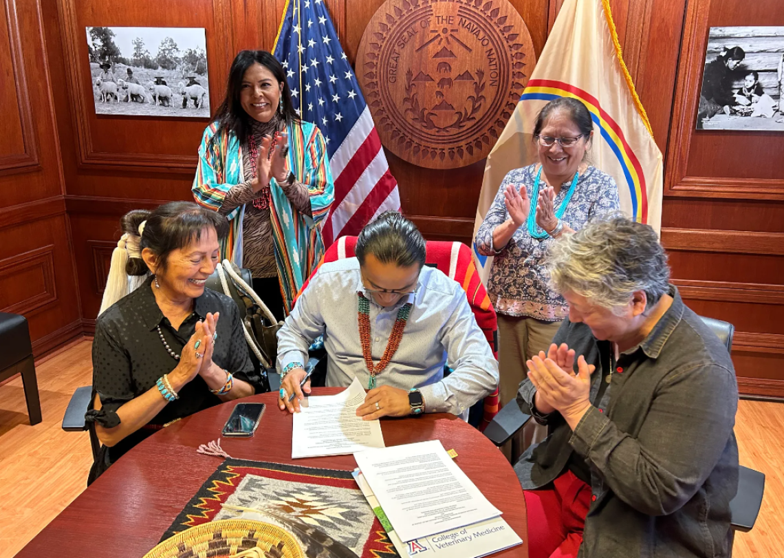Navajo President Signs Agreement