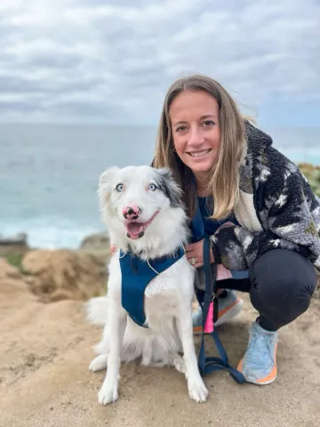 Kaylee Hass with her dog